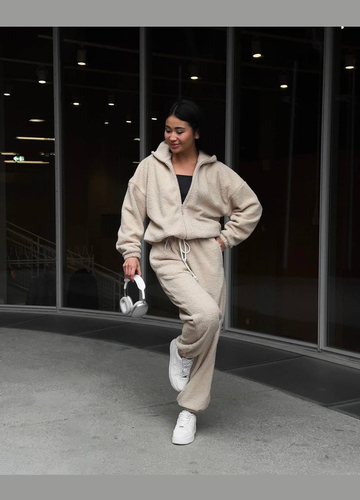 Стильний бежевий спортивний костюм з тканини: баранчик на велюрі, м'який теплий костюм 2-ка на затяжках 515-1