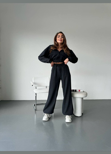 Базовий спортивний костюм